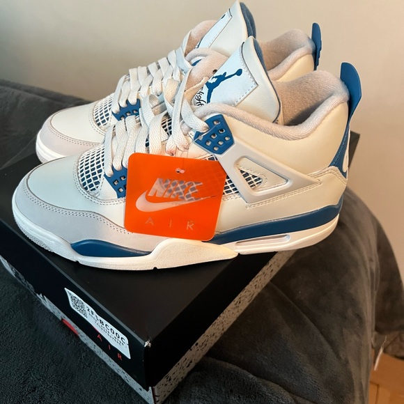 Nike Air Jordan Retro White and Blue Sneakers